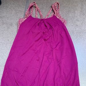 Lululemon workout top with built in sports bra